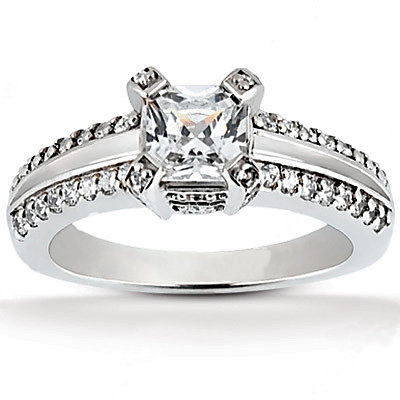 Princess cut diamond engagement ring 2.20 ct. diamonds
