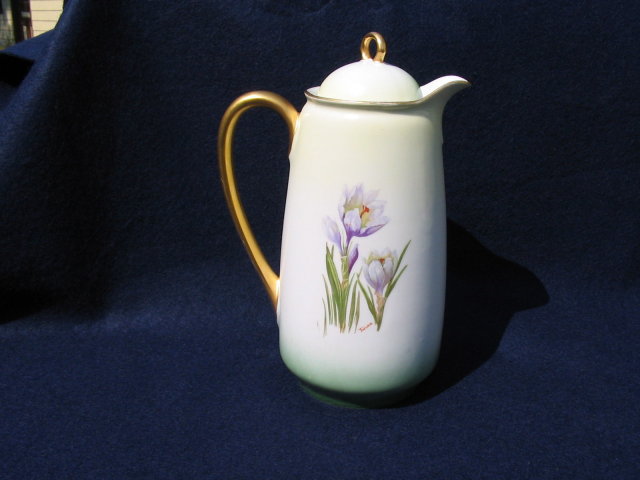 HAND PAINTED CHOCOLATE POT