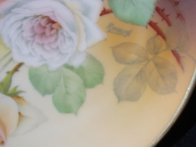 VICTORIAN ROSE PLATE