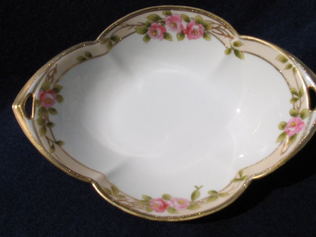 HAND PAINTED NIPPON BOWL