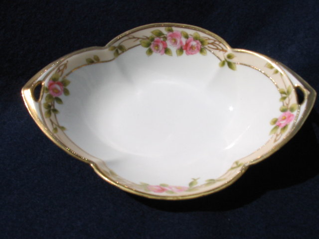 HAND PAINTED NIPPON BOWL