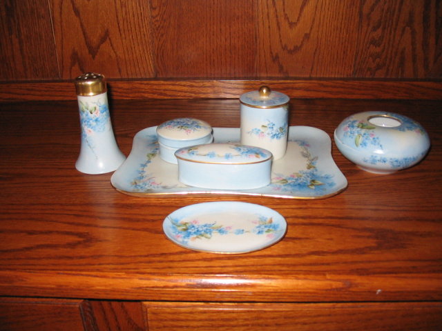 LIMOGES H. PAINTED DRESSER SET