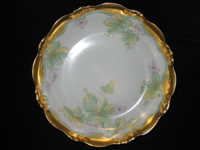ELITE LIMOGES BERRY BOWL SET