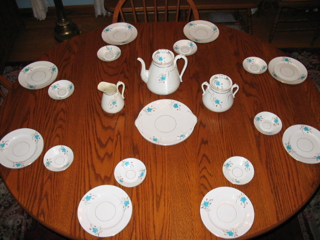 EARLY HAVILAND LIMOGES DESSERT SET