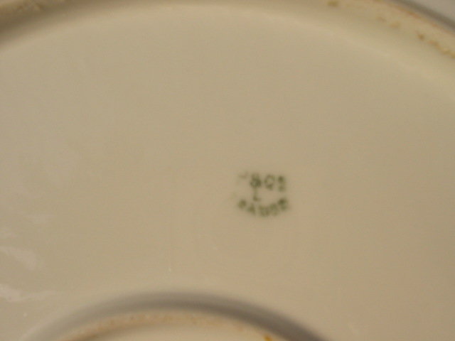 HAVILAND LIMOGES HAND P. CHARGER
