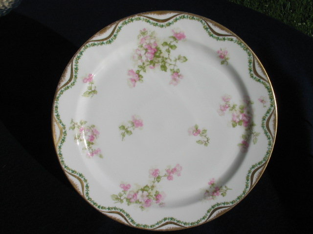 HAVILAND LIMOGES FLORAL CHARGER