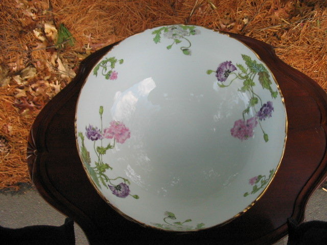 T & V LIMOGES PUNCHBOWL