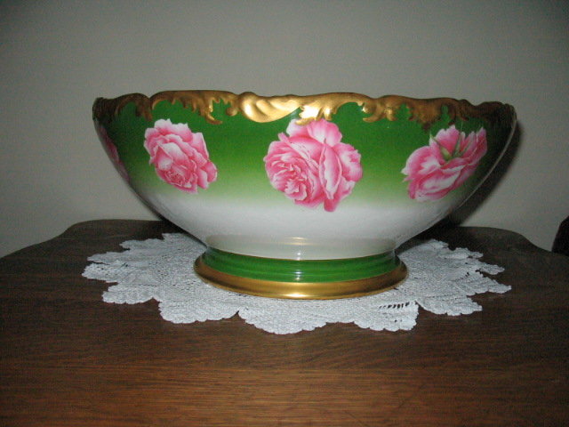 T & V LIMOGES PUNCHBOWL