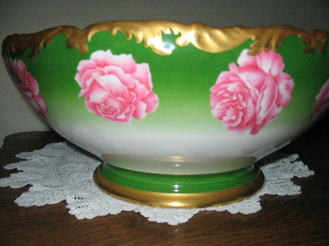 T & V LIMOGES PUNCHBOWL
