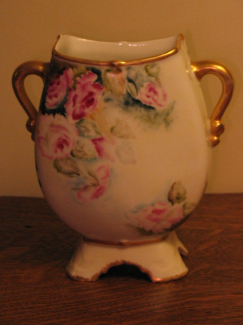 HAND PAINTED ELITE LIMOGES VASE