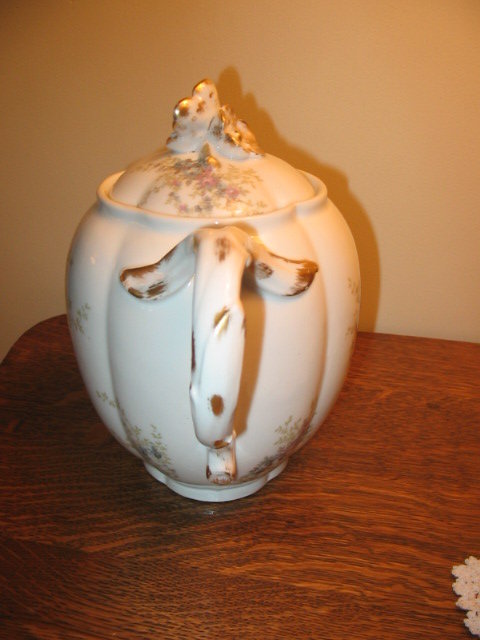 EARLY GUERIN LIMOGES TEAPOT