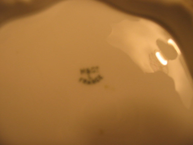 EARLY HAVILAND LIMOGES H.P. BOWL
