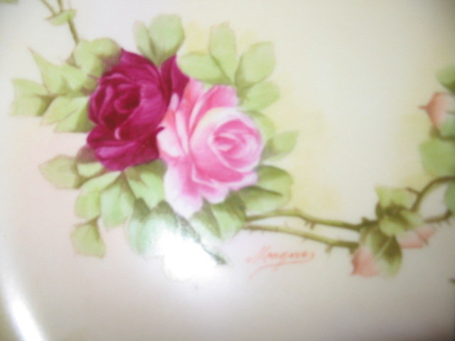 FAMOUS ARTIST T &V LIMOGES ROSE BOWL