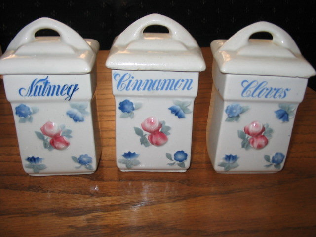 H. P. 10PC. GERMAN CANNISTER SET