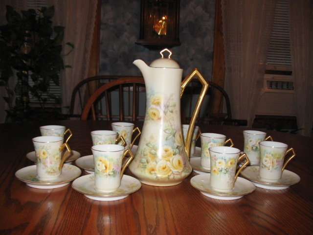 11 PC. H. PAINTED LIMOGES CHOC SET