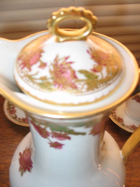 LIMOGES STUDIO HAND P. CHOC. SET
