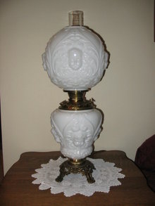 ANTIQUE CHERUBS GONE WITH THE WIND LAMP