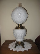 ANTIQUE CHERUBS GONE WITH THE WIND LAMP