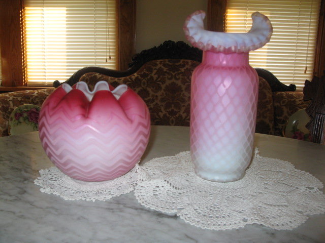 2 PINK QUILTED SATIN GLASS VASES