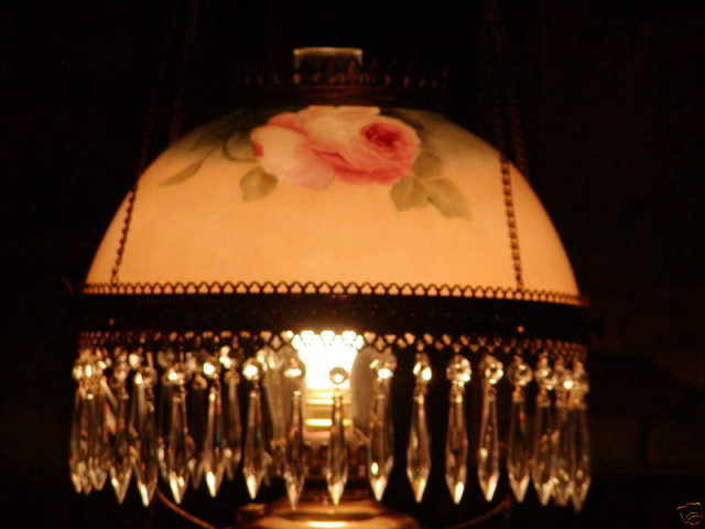 PITTSBURGH ROSES HANGING VIC. LAMP