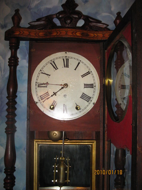 WATERBURY ANGLO INLAID WALL CLOCK