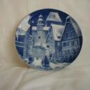 Royale's 1971 Christmas Day Plate, Christmas Night in a Village