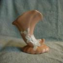 Weller Cameo Peach-colored cornucopia