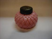 Overlapping Leaf pink shaker