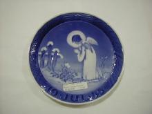 Christmas plate,1945,The Peaceful Scene