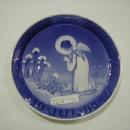 Christmas plate,1945,The Peaceful Scene