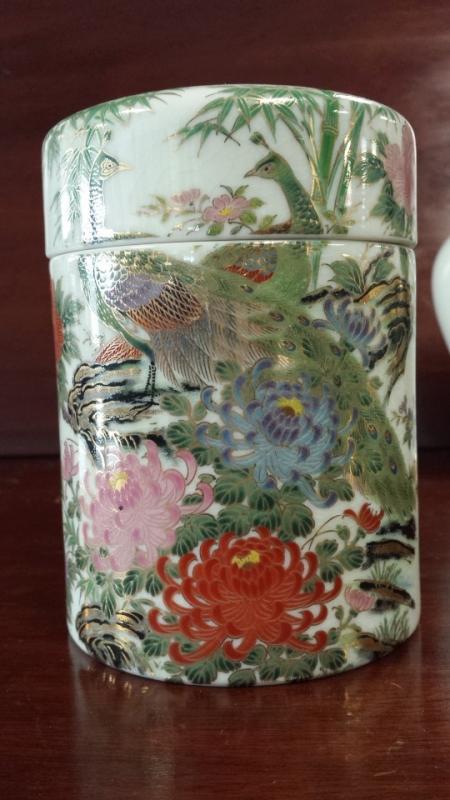 8 Piece Set Antique Fine Japanese Porcelain Ginger Jar Set