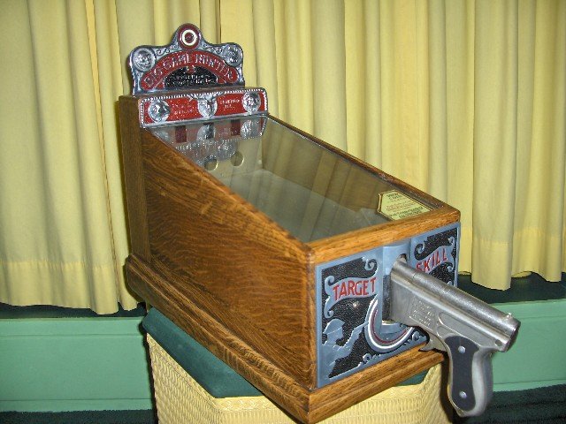 1925 Target Skill Shooting Arcade Machine