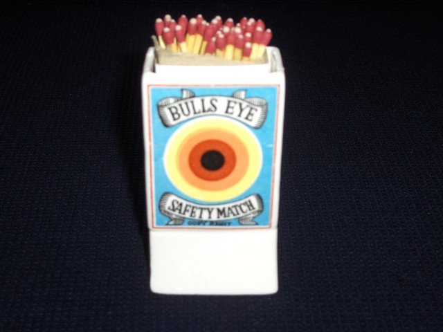 Ceramic Match Holder