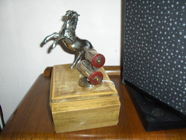 Table Top Ceder Cigarette Box/Calendar/Statue