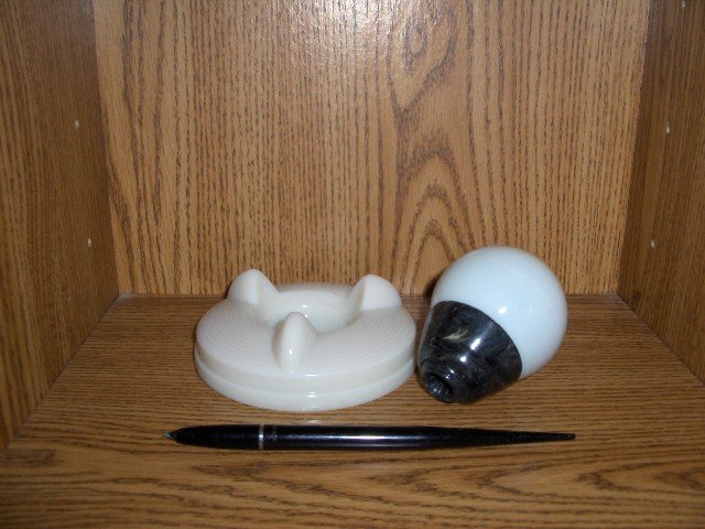 Art Deco Swivodex Zehpyr Glass Inkwell