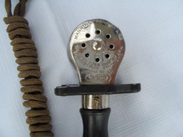1911 MANNING-BOWMAN ELECTRIC LIGHTER