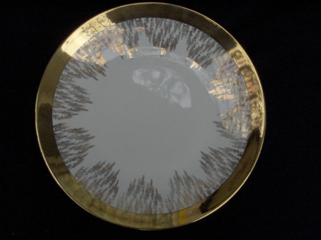 BAREUTHER WALDSASSEN , BAVARIA ROUND PLATTER