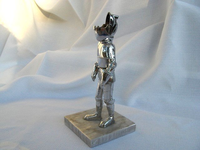 Chrome Knight Lighter