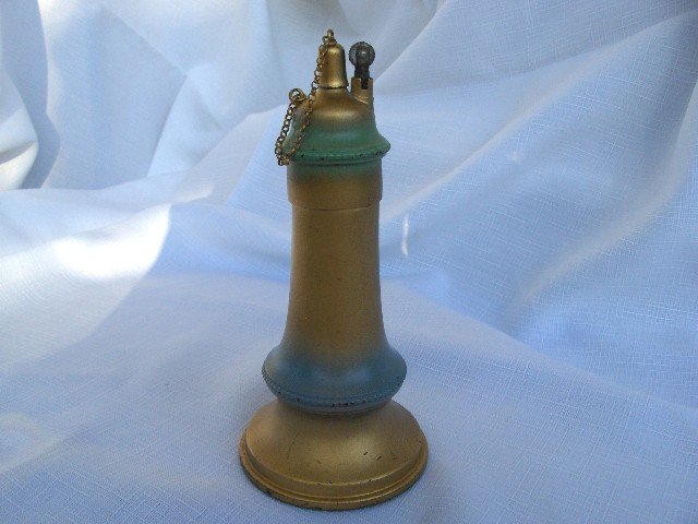 1930's Wheel Table Lighter