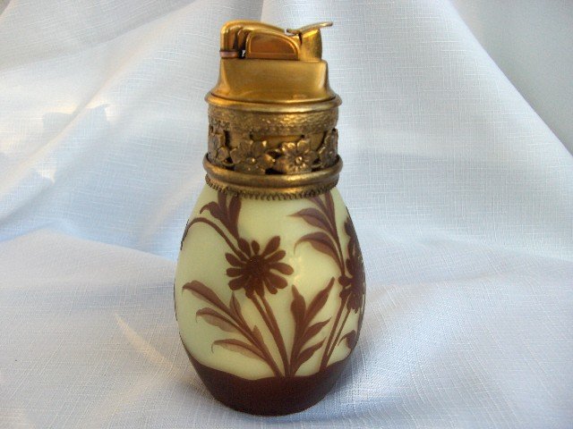 Evans Cameo Style Glass Table Lighter