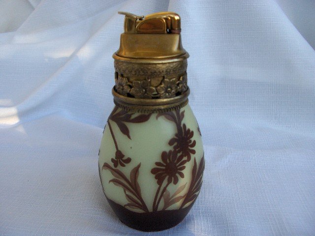 Evans Cameo Style Glass Table Lighter