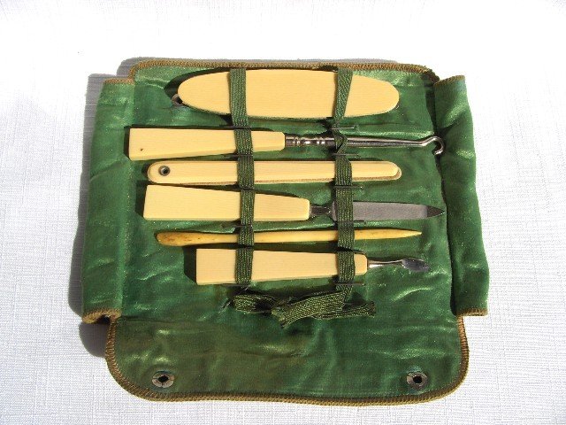 6 Piece Pyralin Manicure Travel Set
