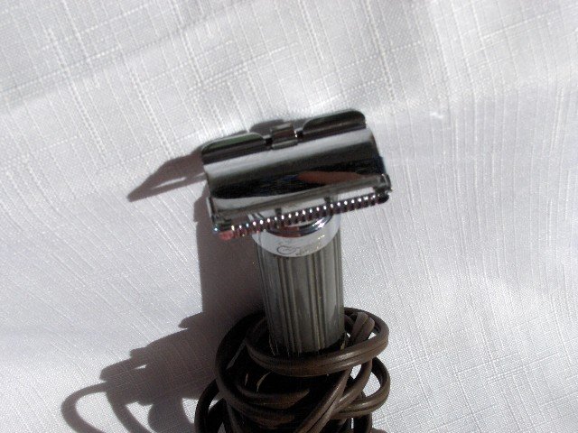 Coronet Electric Dry Shaver