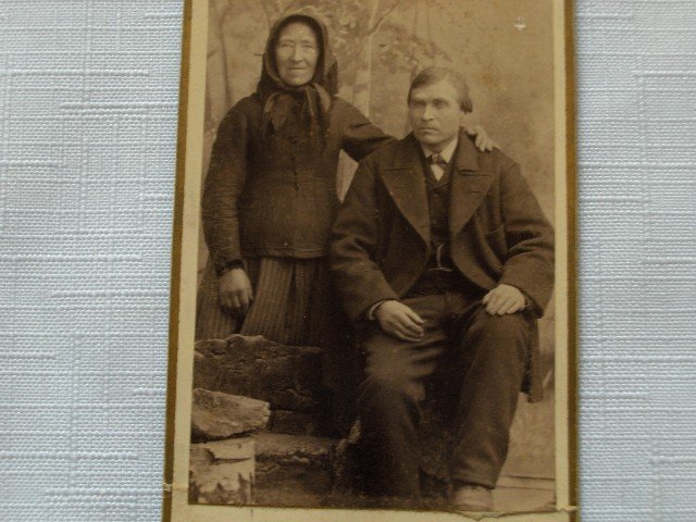 CDV Portrait of an Older Couple