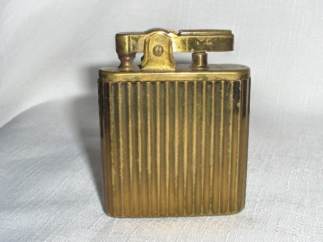 Musical Lighter by Sankyo