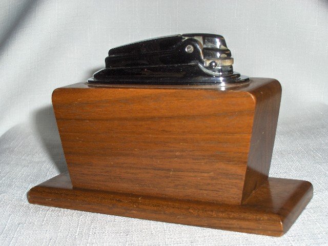 Ronson VARAFLAME Table Lighter