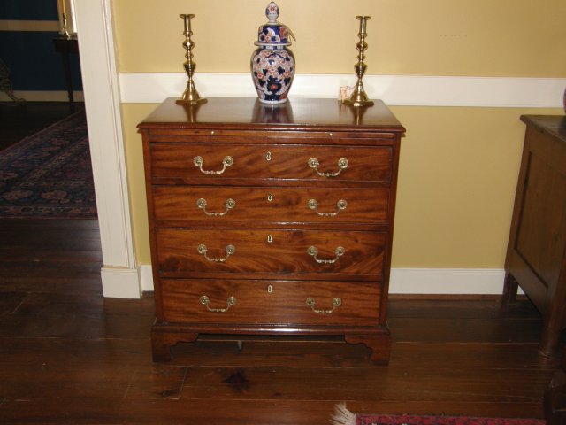 Solid Mahogany Chippendale Bachelor's Chest