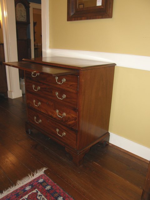 Solid Mahogany Chippendale Bachelor's Chest