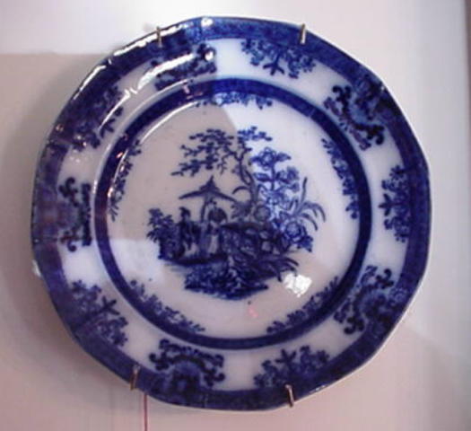 Flow Blue Plate