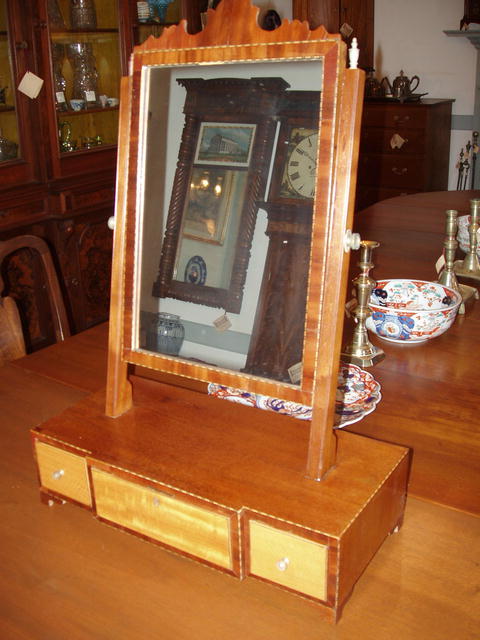 Shaving Stand